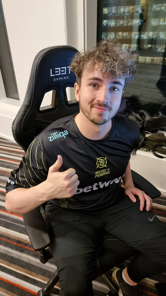 Dota2 Ti14中国战队XG逆转PV晋级决赛对决Falcons